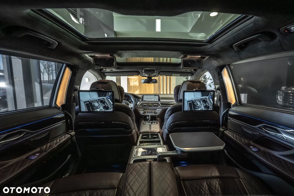 BMW Seria 7 745Le xDrive - 37