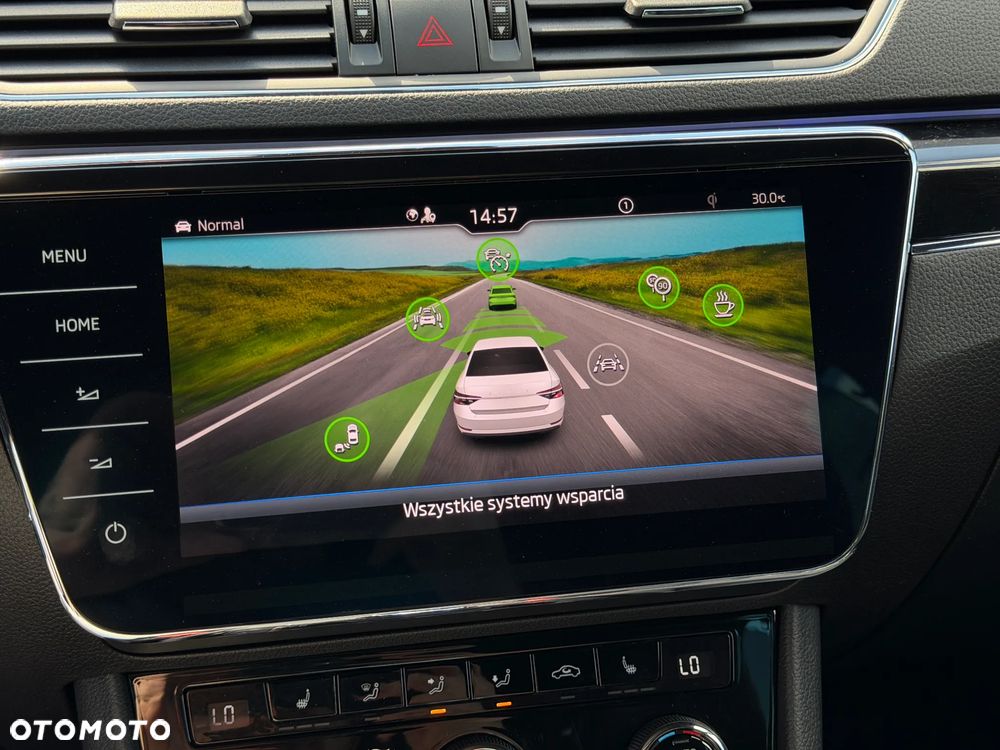 Skoda Superb 2.0 TDI SCR L&K DSG - 32
