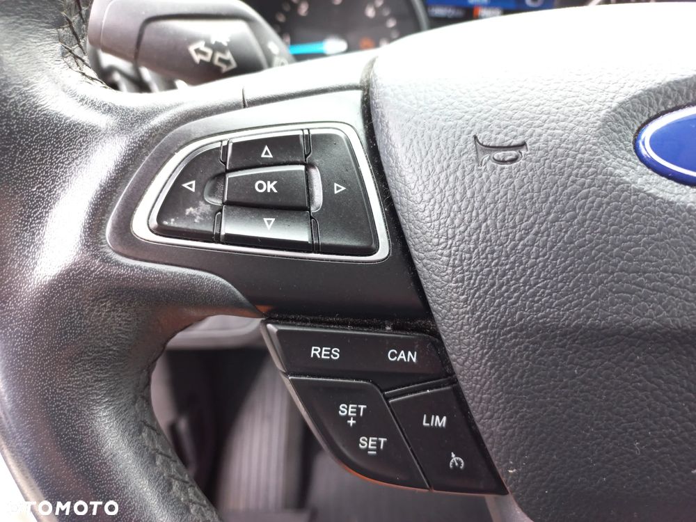 Ford Kuga 2.0 TDCi AWD Titanium - 23