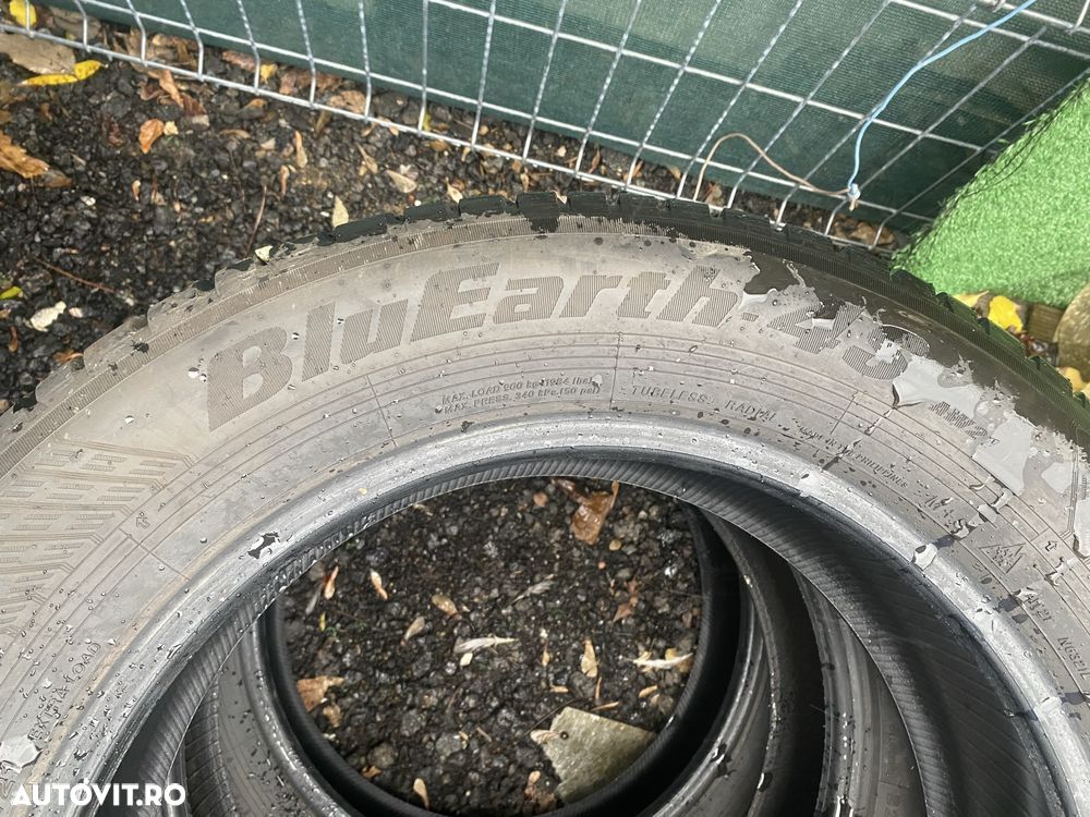 Set 2 anvelope iarna vara Yokohama BluEarth 225 60 R18 104V Dot 2924 - 4