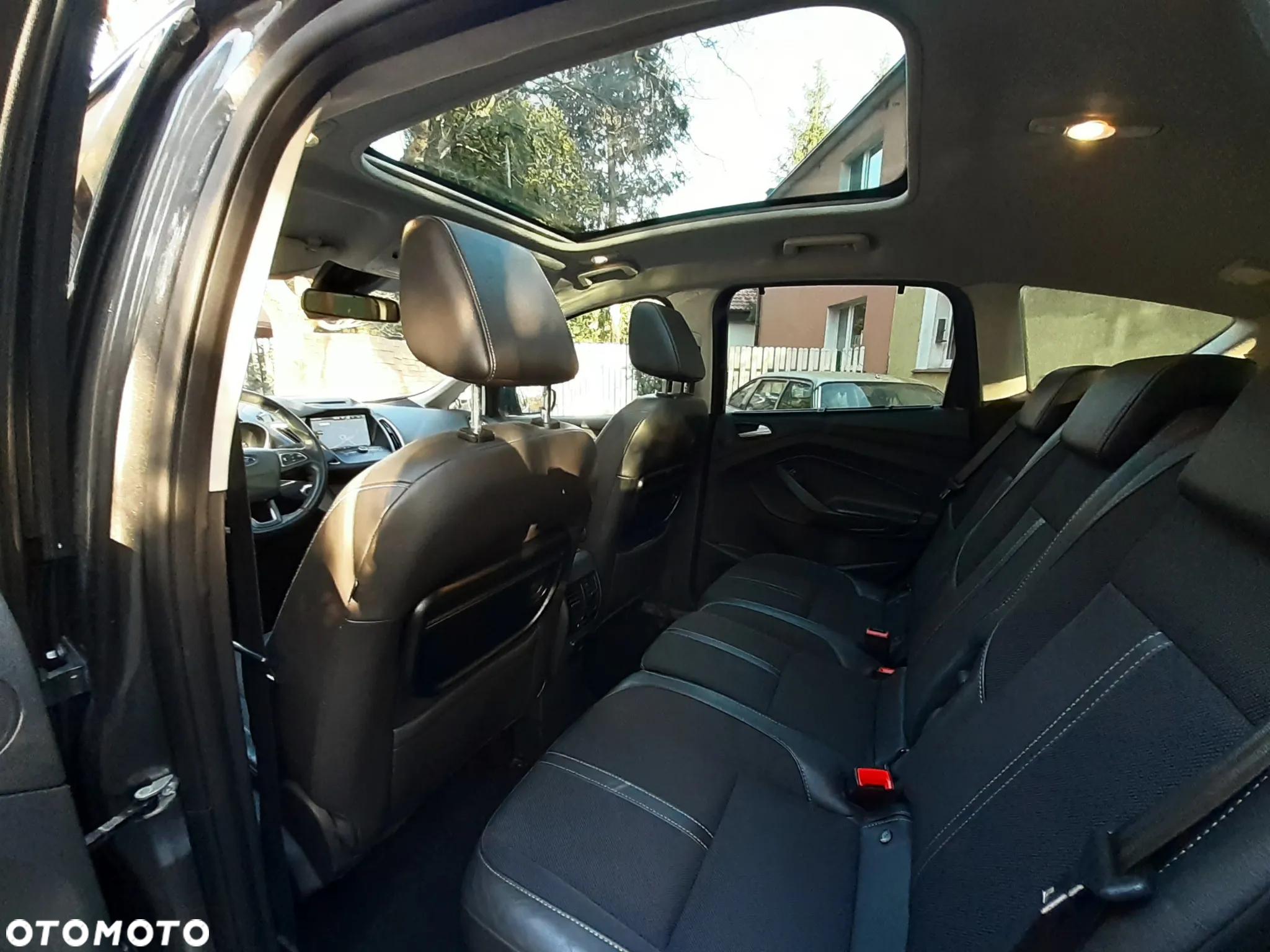 Ford C-MAX 2.0 TDCi Titanium ASS - 6