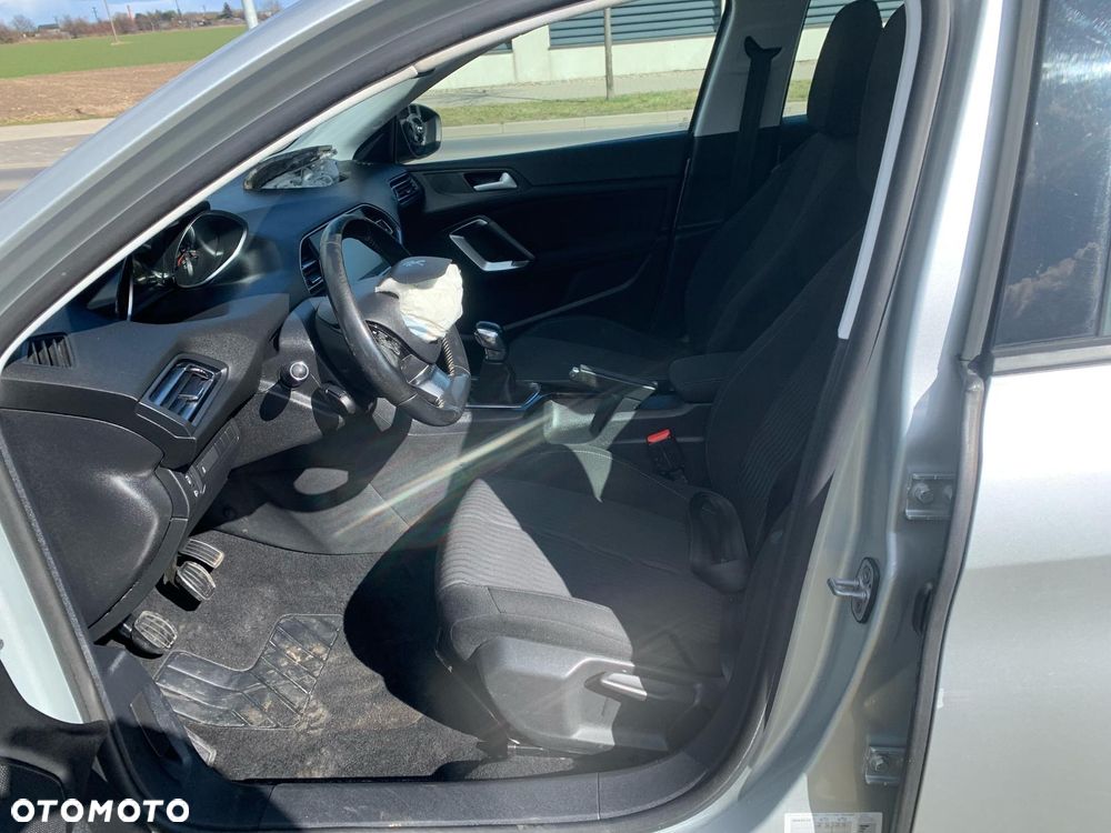 Peugeot 308 1.6 HDi Business Line - 24
