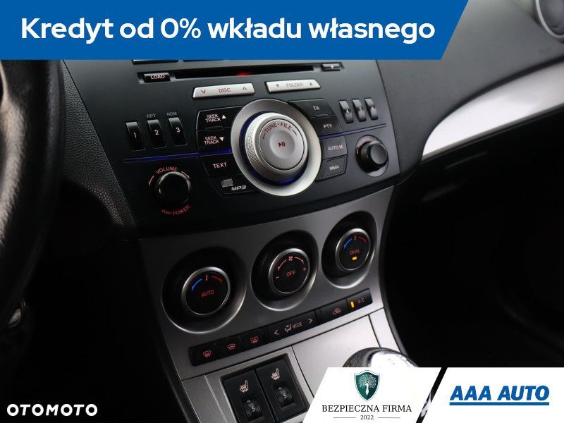 Mazda 3 - 13