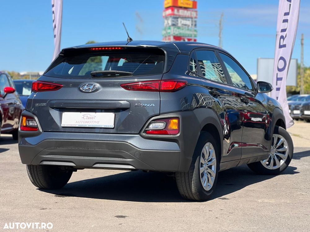 Hyundai KONA - 7