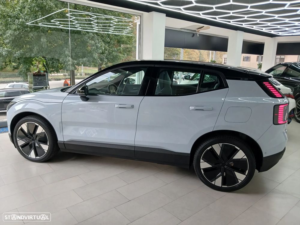 Volvo EX30 69 kWh Single Motor Extended Range Ultra - 5