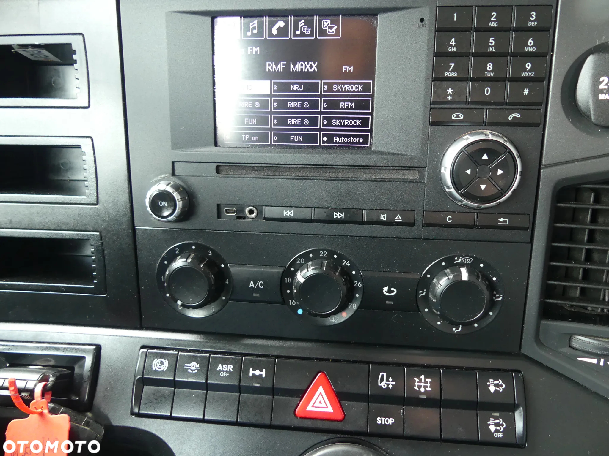 Mercedes-Benz ANTOS 1827 / HDS EFFER 165  / PILOT / EURO 6 / - 32