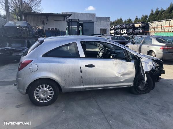 Para Peças Opel Corsa D Van (S07) - 4