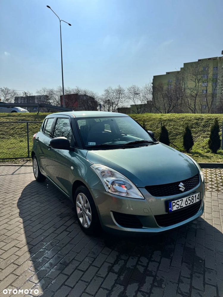 Suzuki Swift 1.2 Club - 4