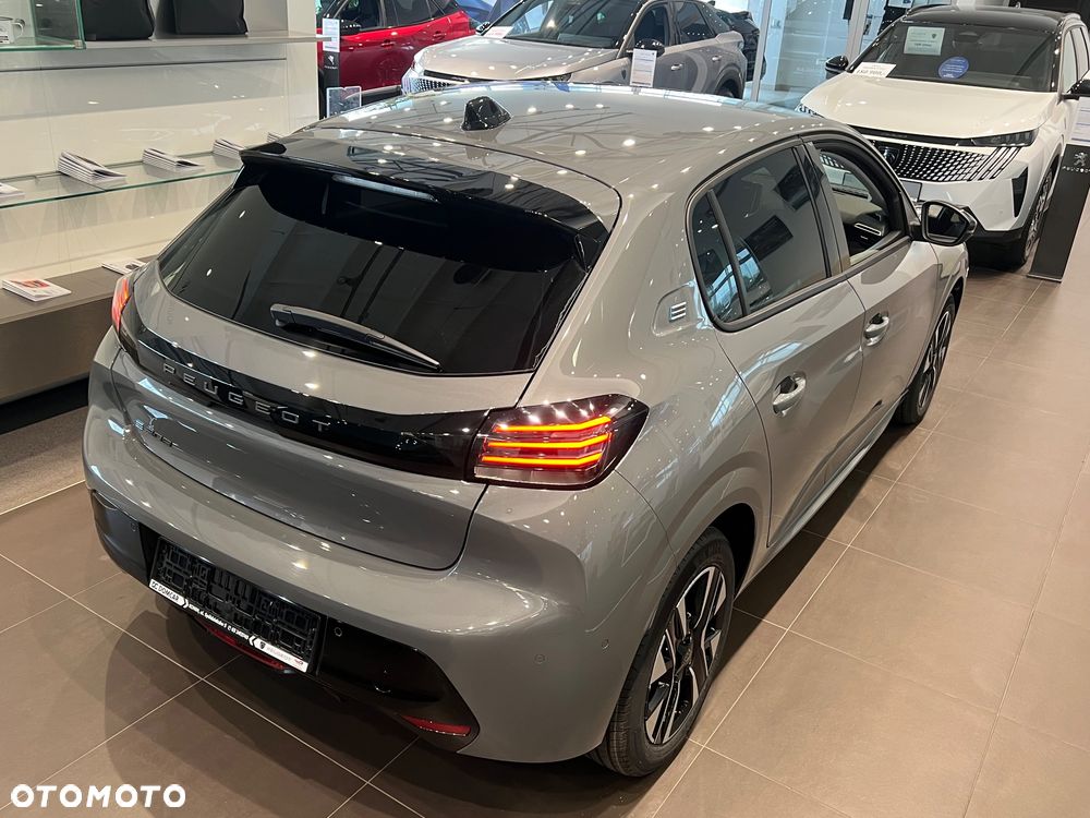 Peugeot 208 50kWh Allure - 9