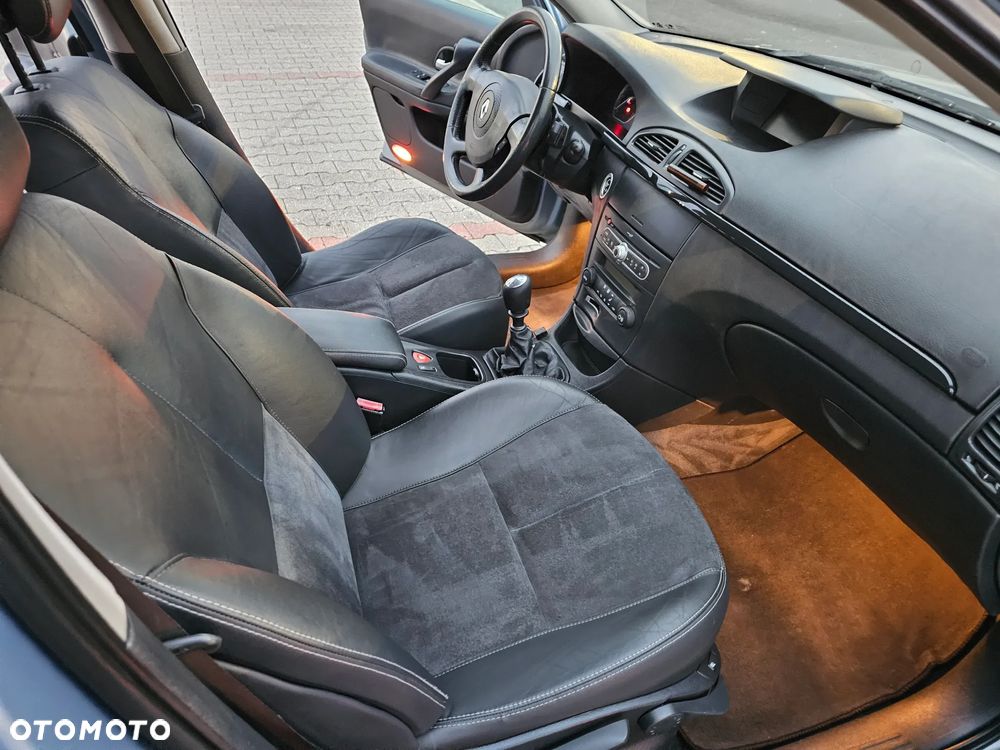 Renault Laguna II 2.0 GT Turbo - 25