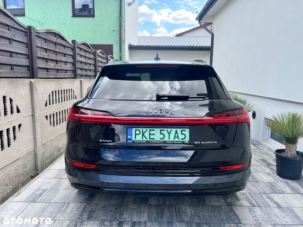 Audi e-tron - 7