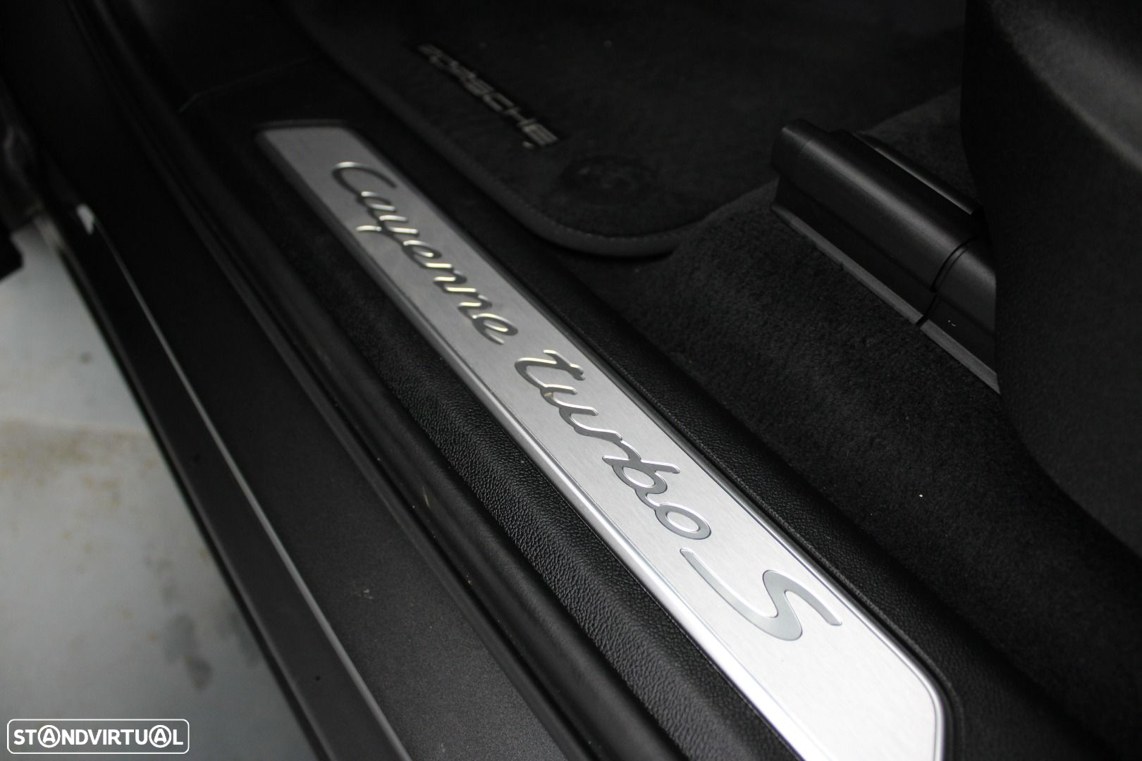 Porsche Cayenne Turbo S E-Hybrid - 35