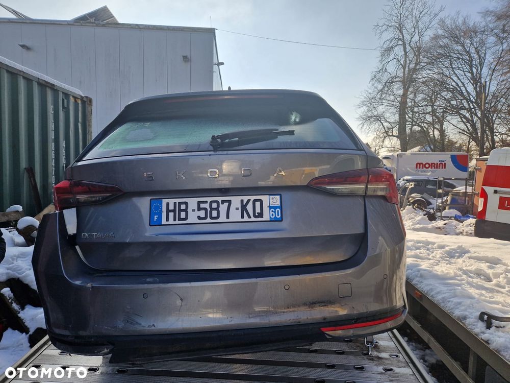 Skoda Octavia 2.0 TDI DSG Selection - 4