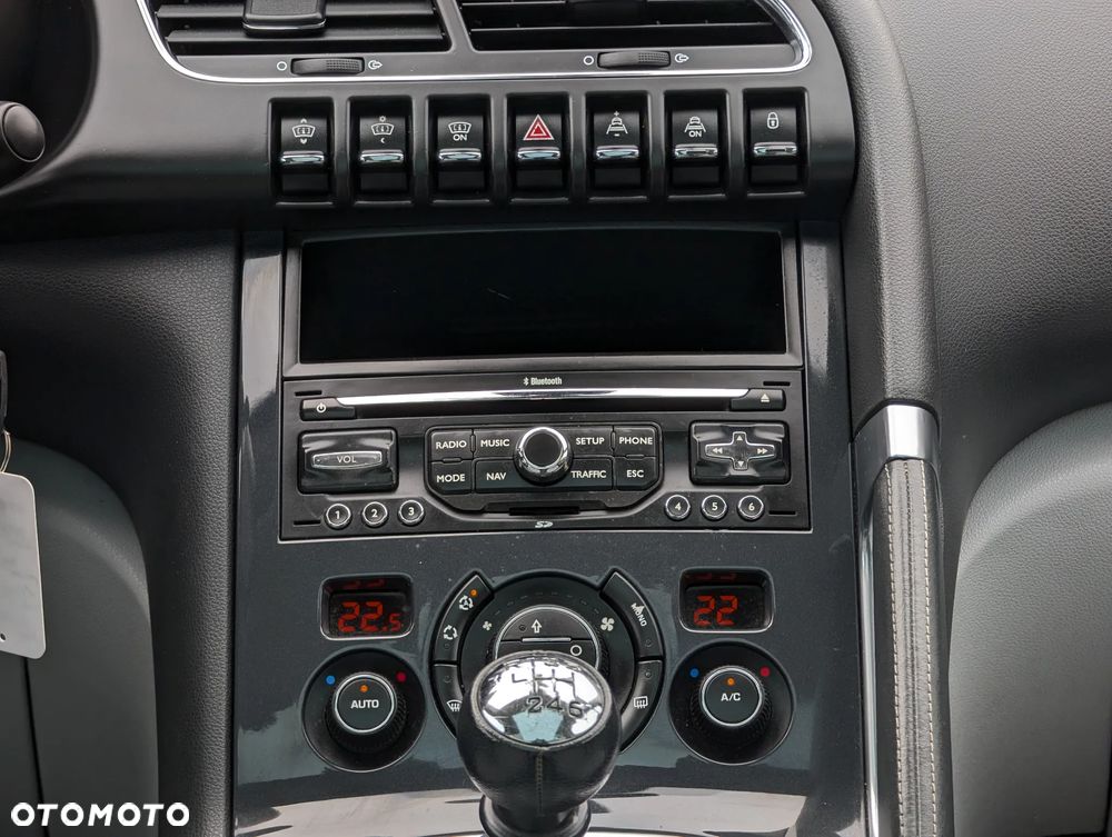 Peugeot 3008 2.0 HDi Premium+ - 29