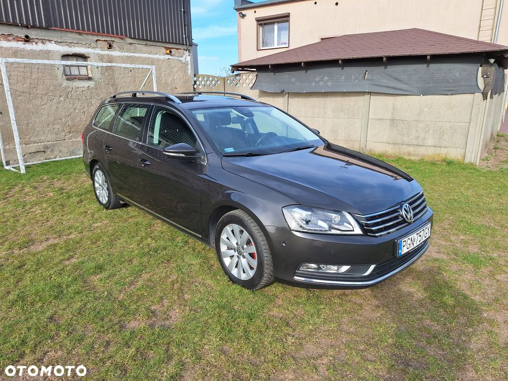 Volkswagen Passat 2.0 TDI DSG BlueMotion Technology Comfortline - 13