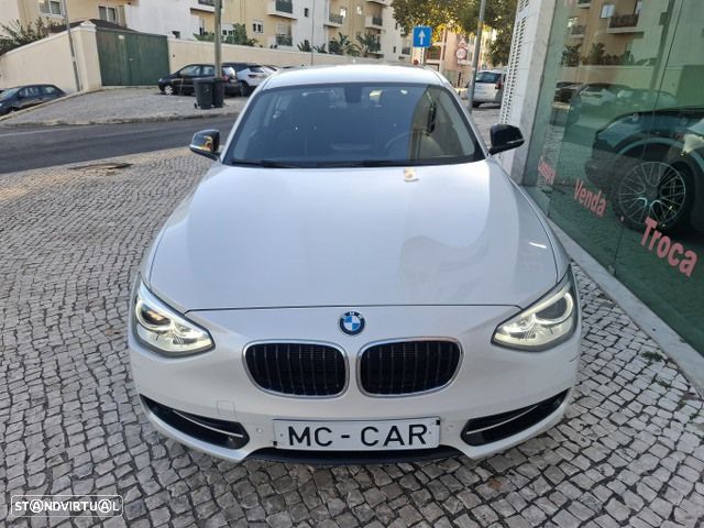 BMW 116 i Sport Line - 3
