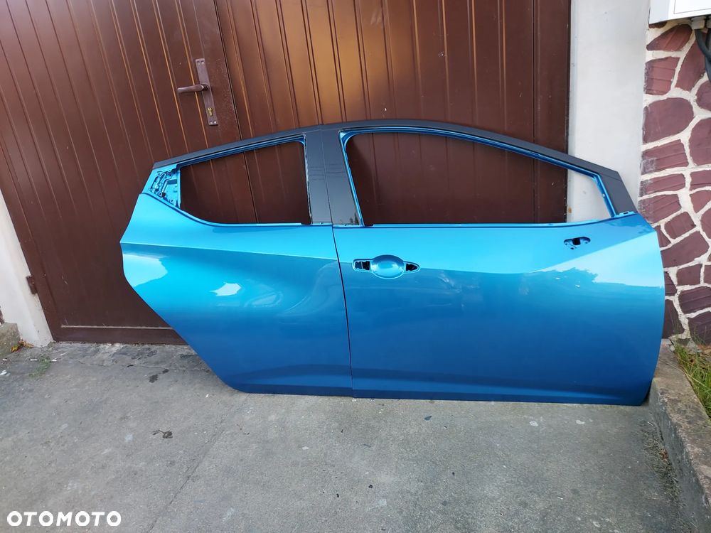 Nissan Micra K14 16- Drzwi R Przód Super Stan - 1