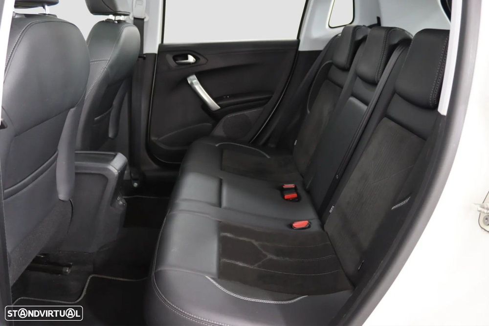 Peugeot 2008 PureTech 110 GPF Stop&Start EAT6 Allure - 15