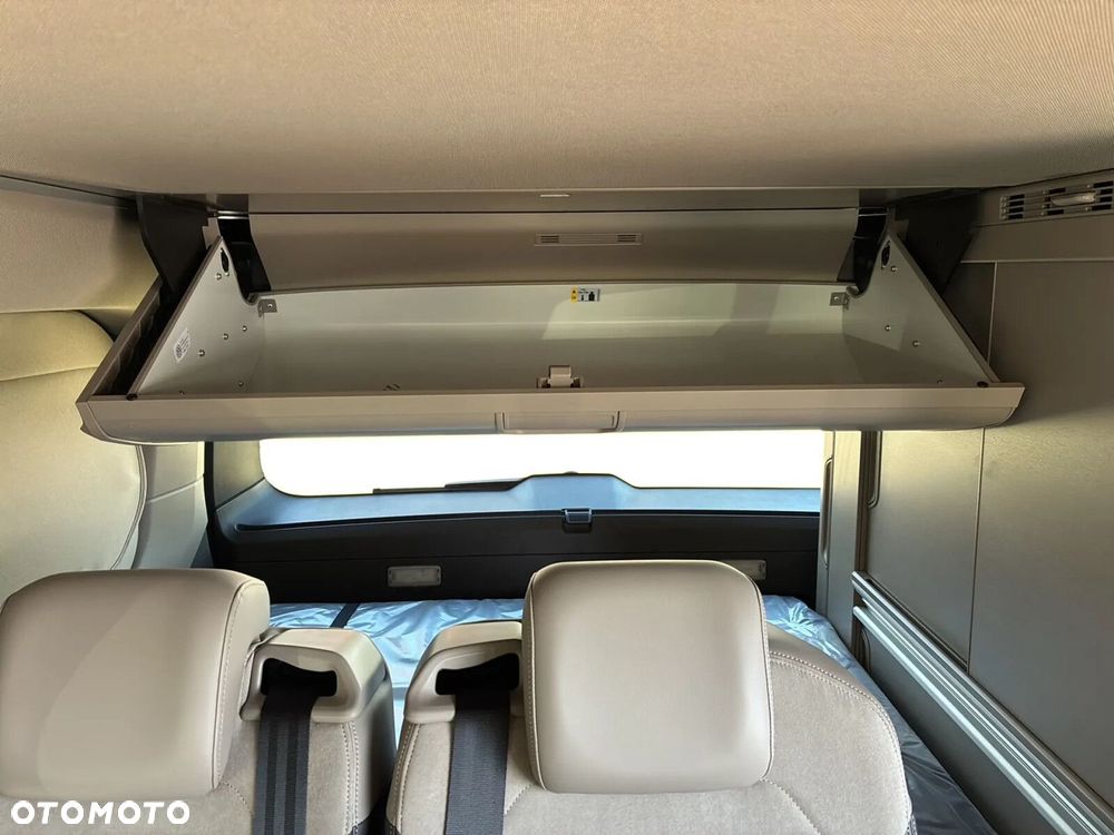 Volkswagen California - 39