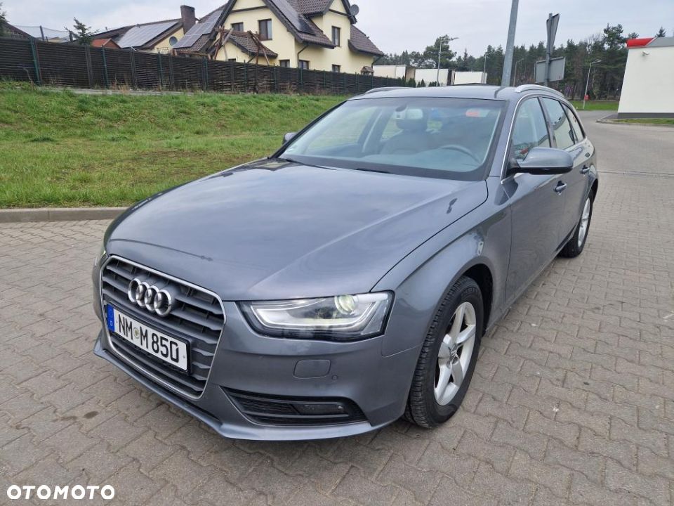 Audi A4 Avant 2.0 TDI DPF Attraction - 3