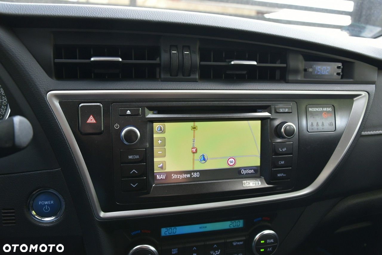 Toyota Auris 1.8 Hybrid Executive - 19