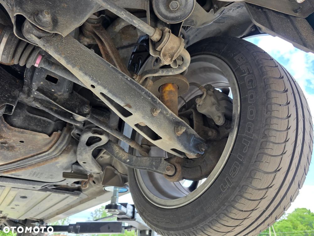 Subaru Legacy 2.5i GT - 39