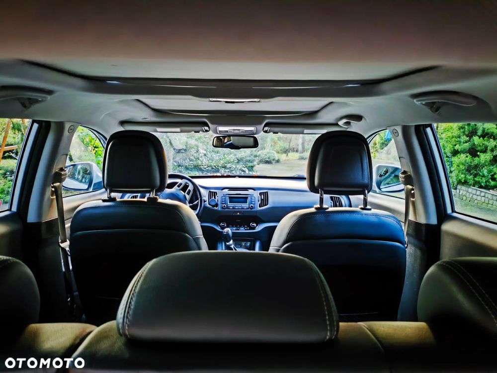 Kia Sportage 2.0 CRDI XL - 11
