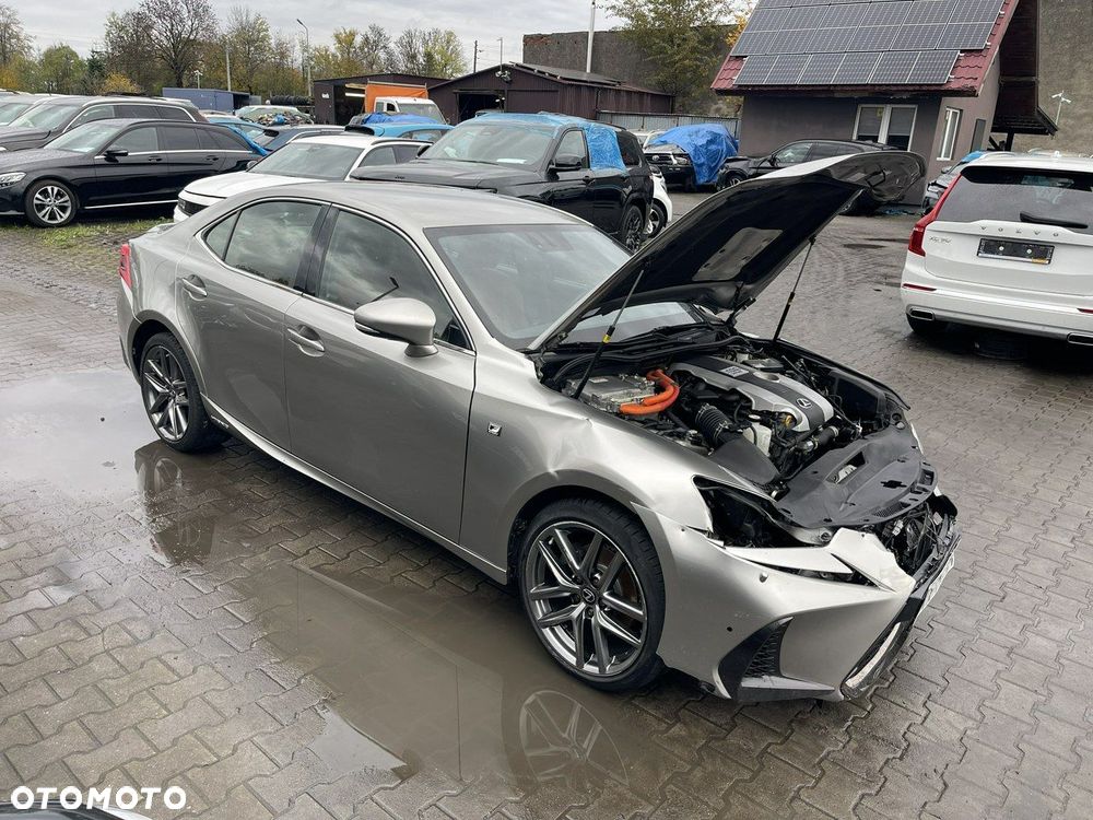 Lexus IS 300h F Sport Edition - 2