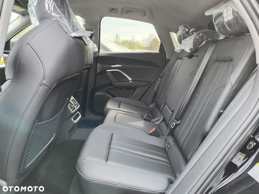 Audi Q5 Sportback - 9