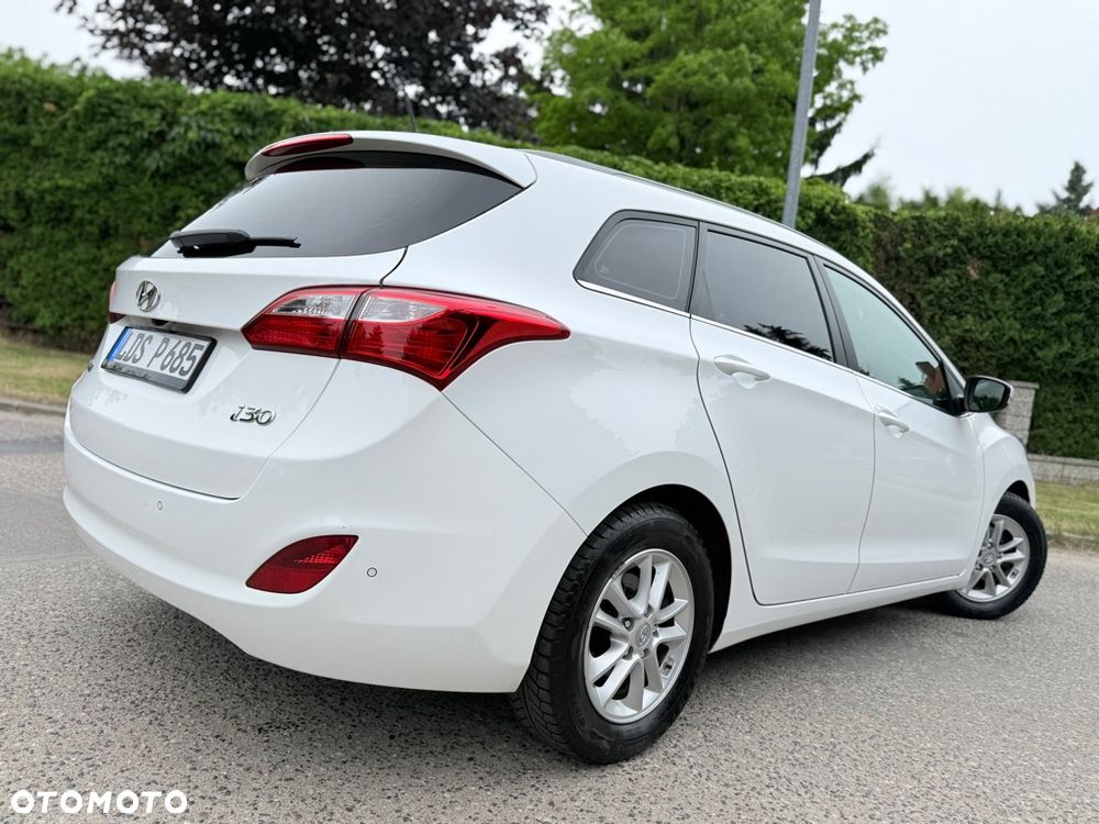 Hyundai i30 1.6 GDI Premium - 4