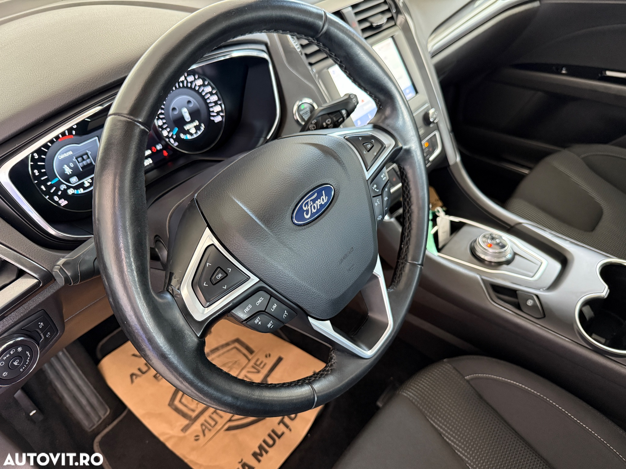 Ford Mondeo 2.0 TDCi Powershift Titanium - 25