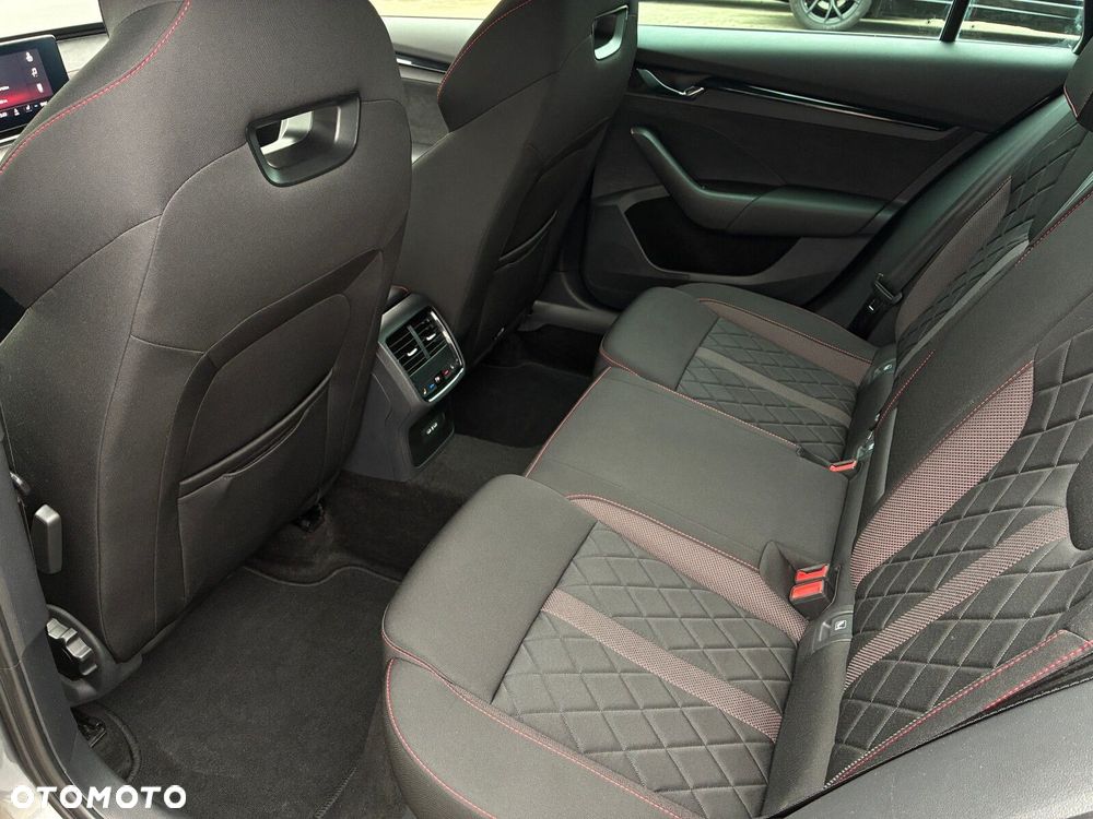 Skoda Octavia 2.0 TDI 4x4 RS DSG - 30