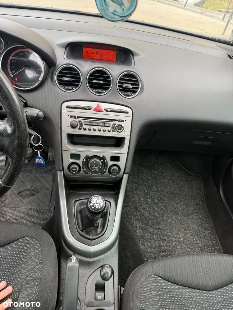Peugeot 308 1.6 Premium - 10