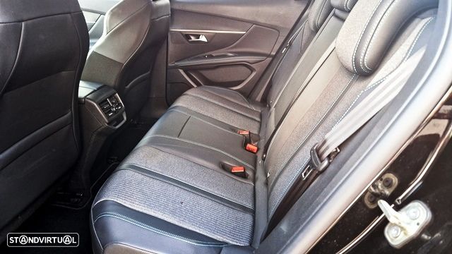Peugeot 3008 1.6 Hybrid Allure Pack e-EAT8 - 12