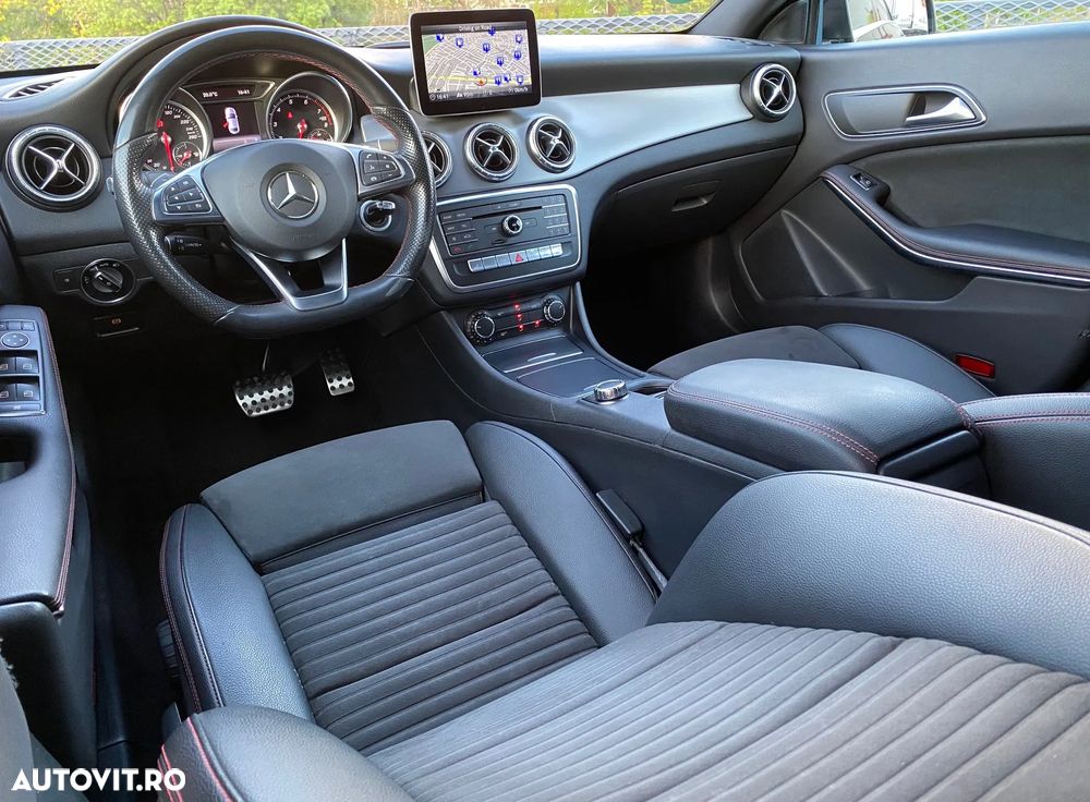 Mercedes-Benz CLA 180 7G-DCT AMG Line - 2
