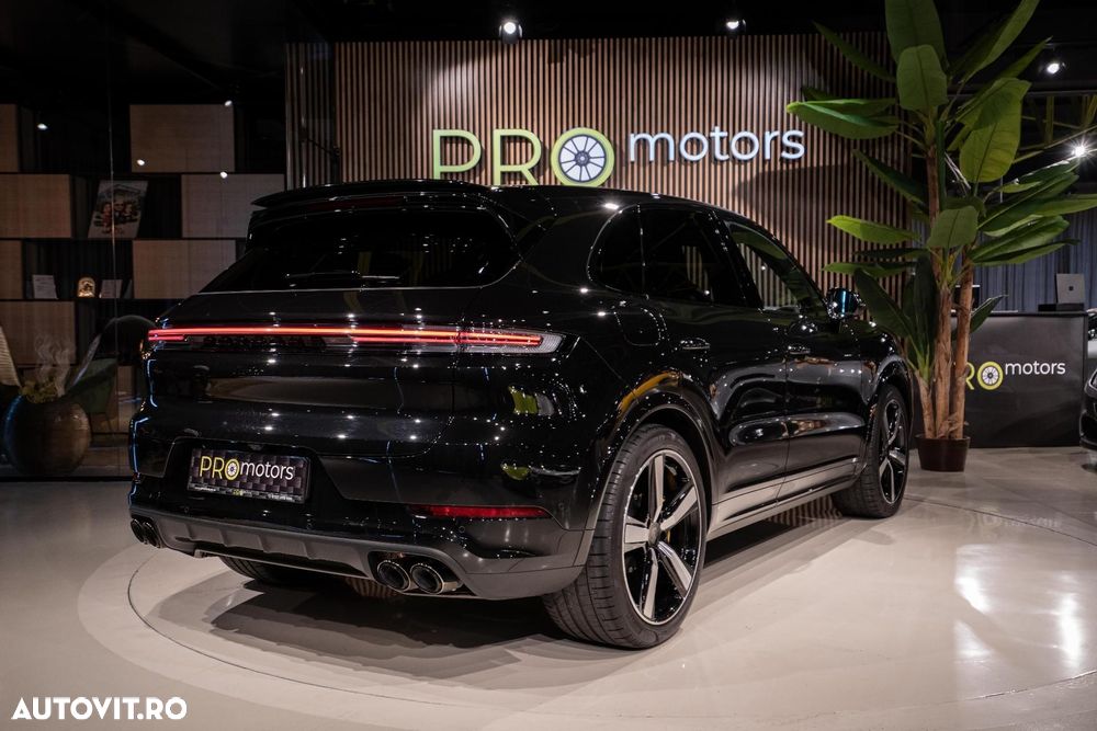 Porsche Cayenne Turbo E-Hybrid - 9
