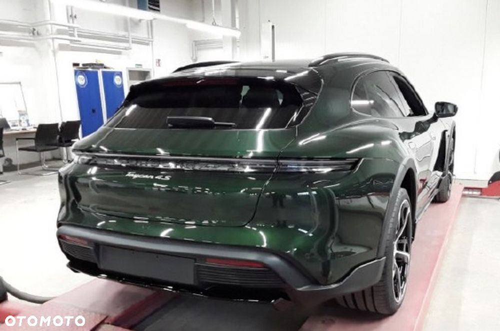 Porsche Taycan 4S - 2