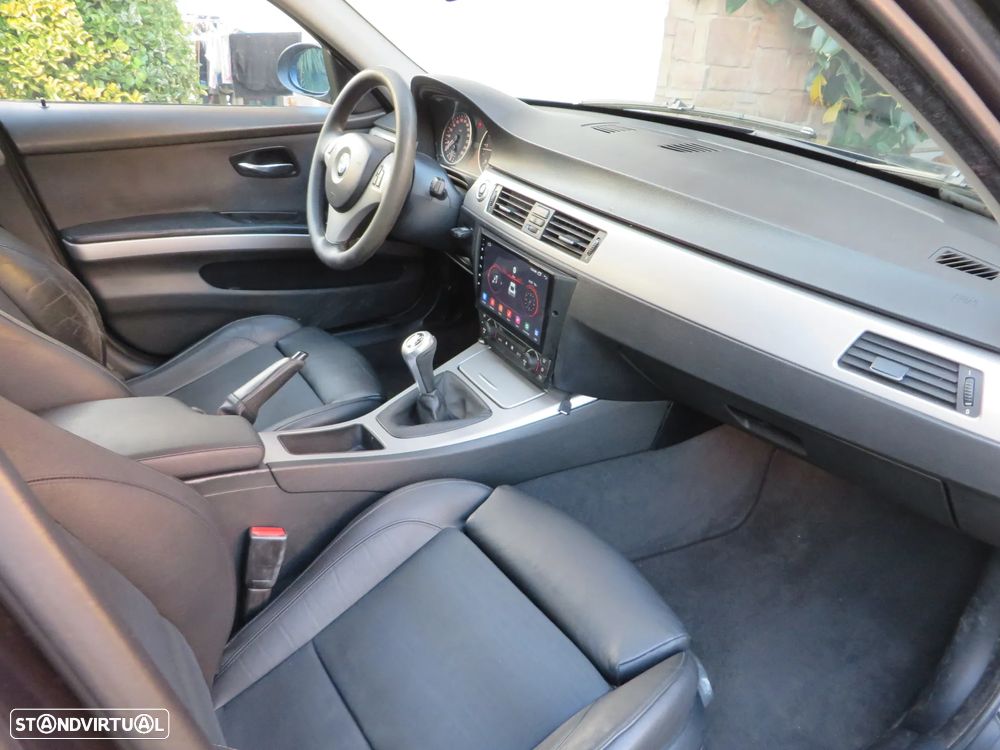 BMW 320 d - 18
