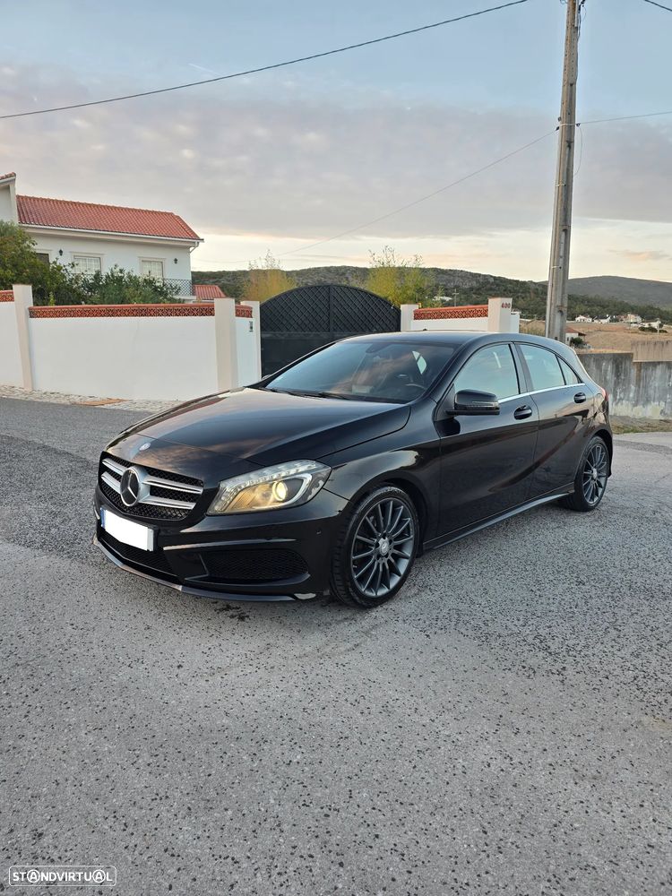 Mercedes-Benz A 180 d AMG Line - 12