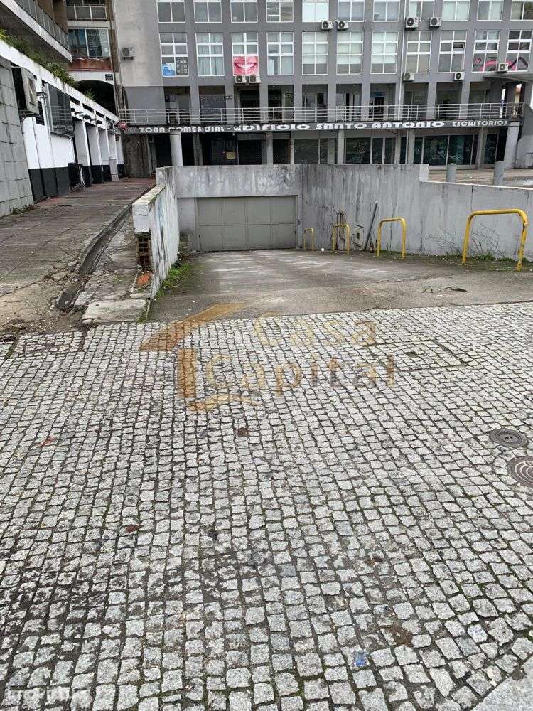 2 Lugares de garagem - Grande imagem: 2/2