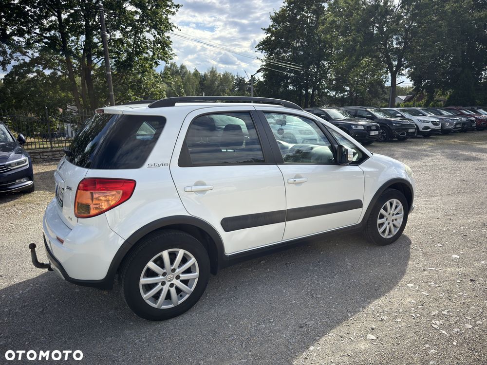 Suzuki SX4 Classic 1.6 VVT 4x4 Comfort - 7