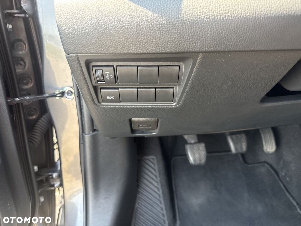 Toyota Yaris - 22