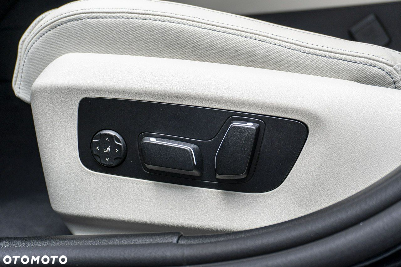 BMW Seria 5 - 12