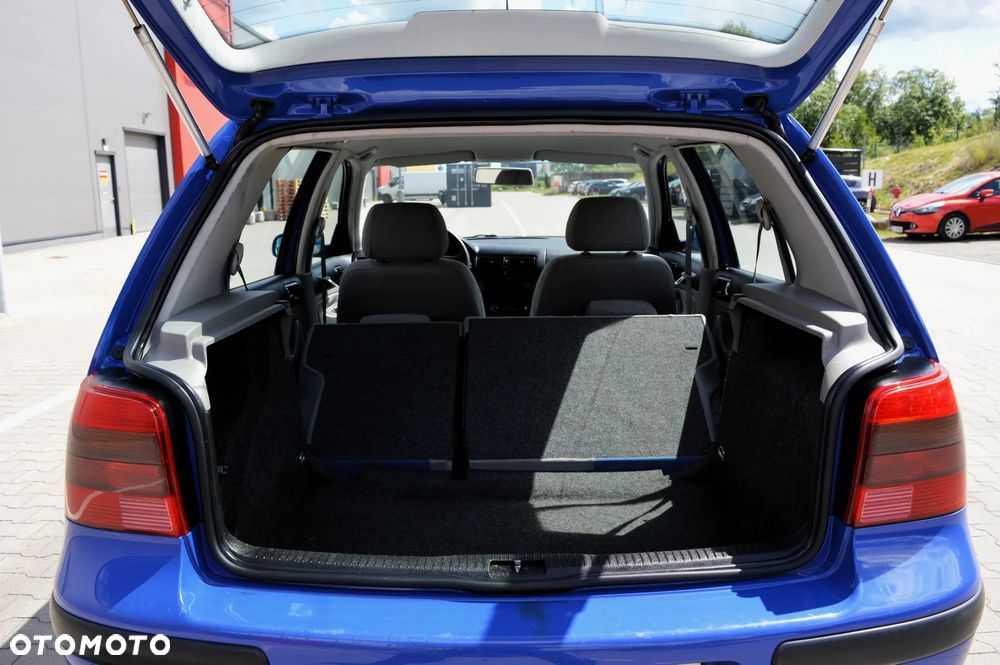 Volkswagen Golf 1.4 Comfortline - 31