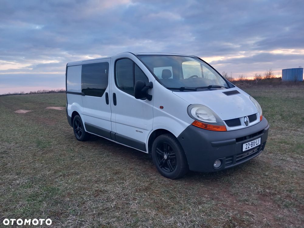 Renault Trafic - 2