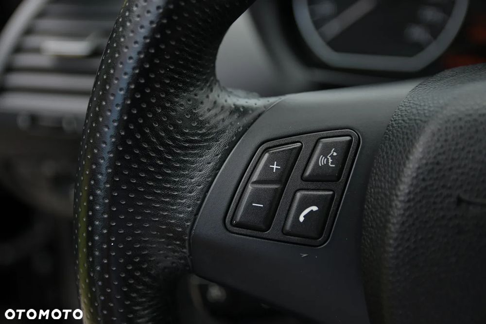 BMW Seria 1 - 28