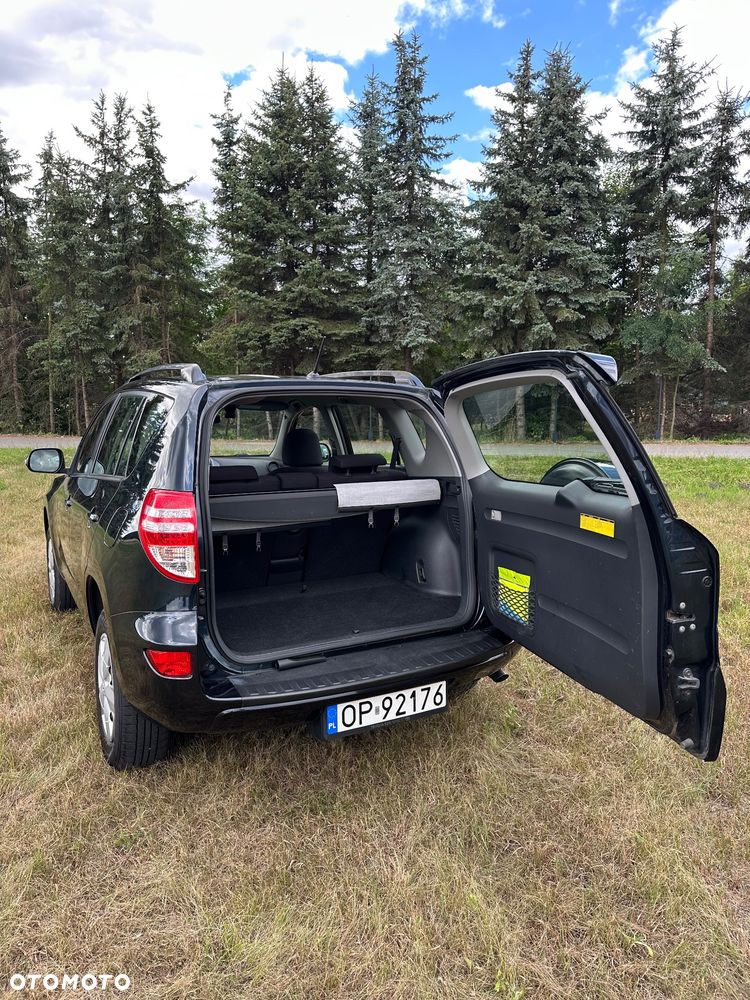 Toyota RAV4 2.0 VVT-i Luna - 8