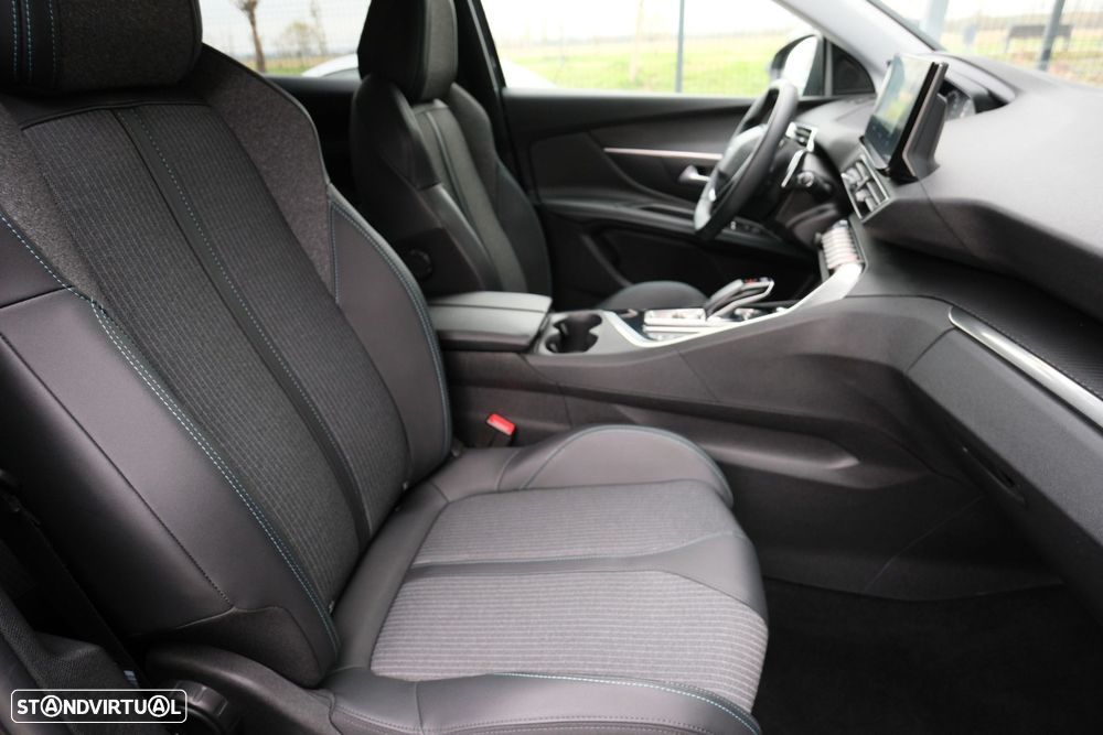 Peugeot 3008 1.2 PureTech Allure Pack EAT8 - 11