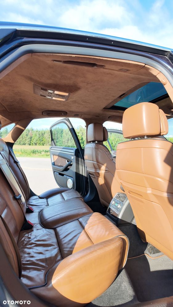 Audi A8 4.2 TDI Quattro - 15