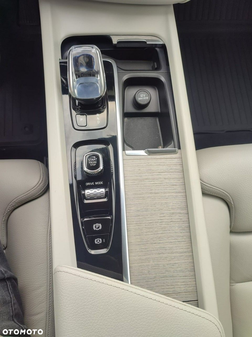Volvo XC 60 B4 D Geartronic Inscription - 29